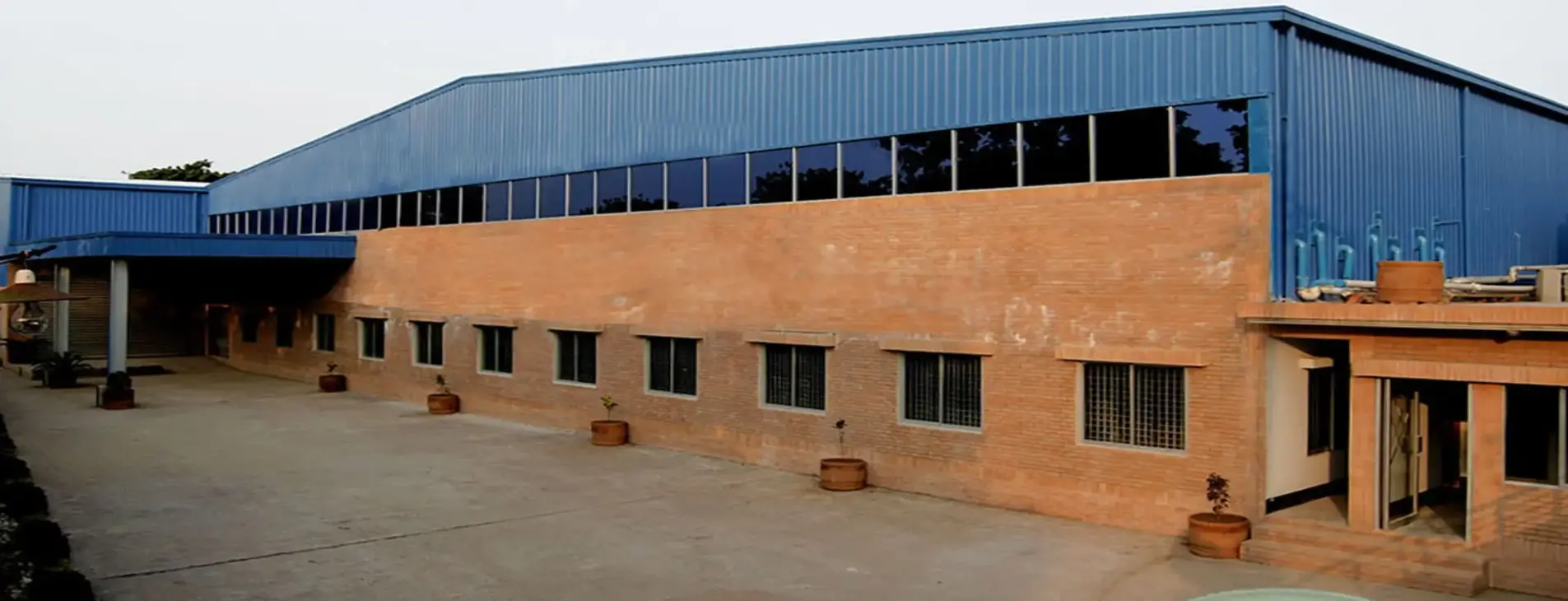 aj knitwear hero image